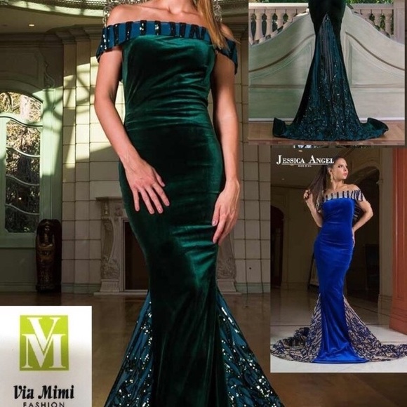 Emerald Velvet Dress - Picture 4 of 12